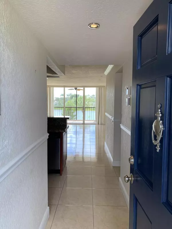 Lake Worth, FL 33467,4278 D Este CT 205