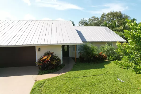 Hobe Sound, FL 33455,8918 SE Colony ST