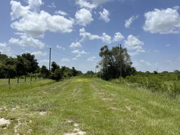 Okeechobee, FL 34972,18325 NW 278th ST