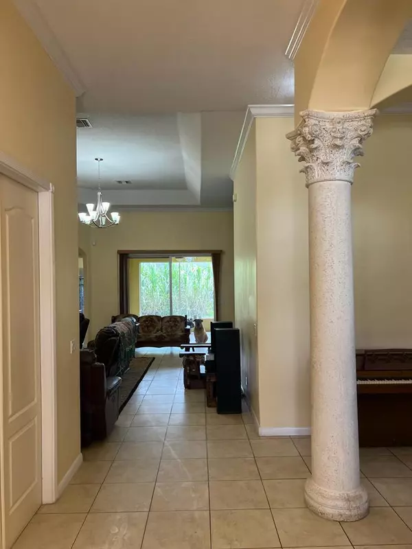 Port Saint Lucie, FL 34953,3189 SW Armucher ST