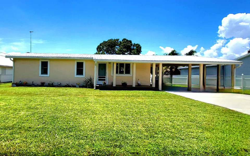 1084 Cypress ST Bhr, Okeechobee, FL 34974