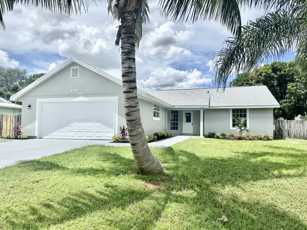 331 SE Volkerts TER, Port Saint Lucie, FL 34983