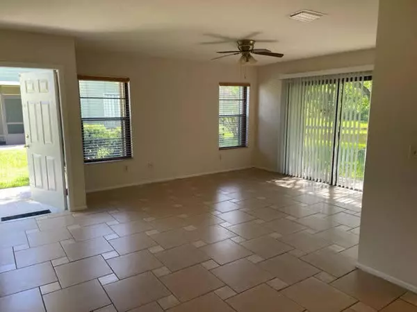 Port Saint Lucie, FL 34952,1538 SE Crayrich CT