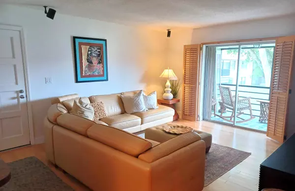 Boca Raton, FL 33486