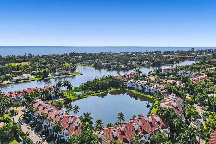 1584 Estuary TRL, Delray Beach, FL 33483