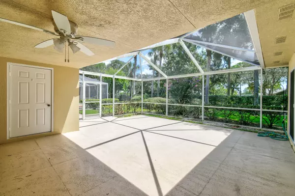 Port Saint Lucie, FL 34986,1252 NW Sun Terrace CIR 17b