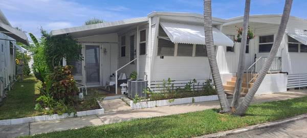 21 Ruthmary AVE G, Briny Breezes, FL 33435