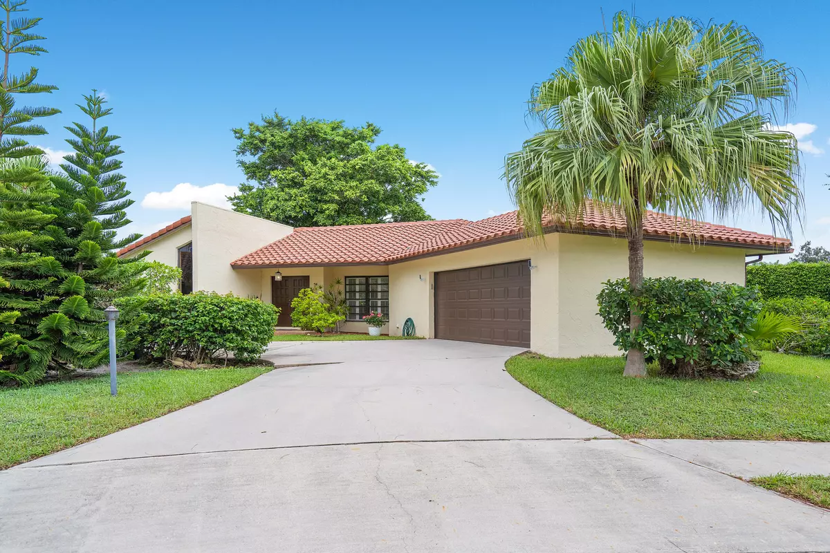 Boca Raton, FL 33433,22821 Pinewood CT