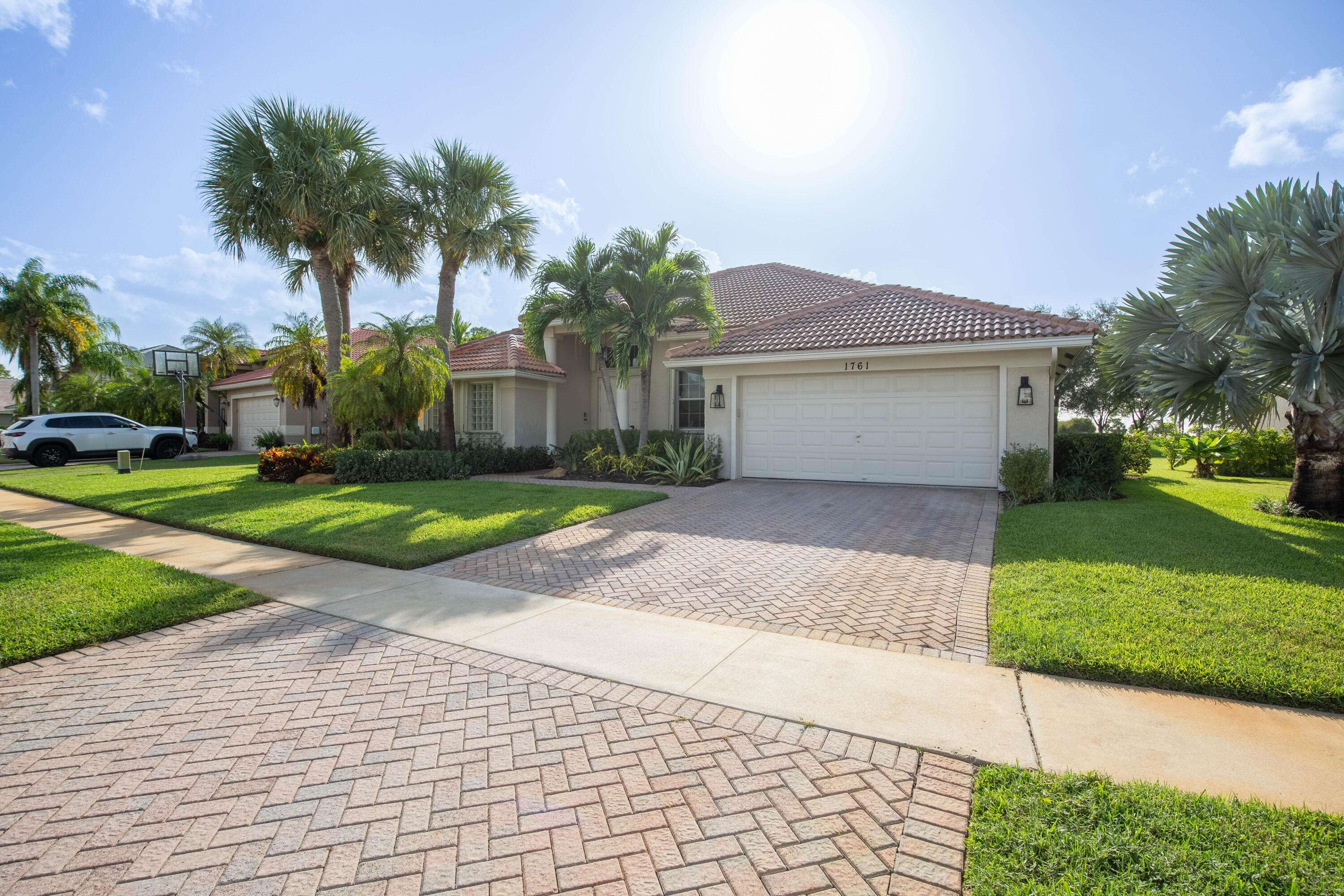 1761 Corsica DR, Wellington, FL 33414