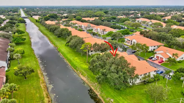 Boynton Beach, FL 33437,9668 E Sills DR 203