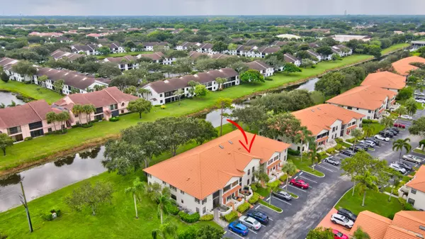 Boynton Beach, FL 33437,9668 E Sills DR 203