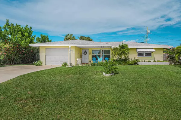 121 Beach AVE, Port Saint Lucie, FL 34952