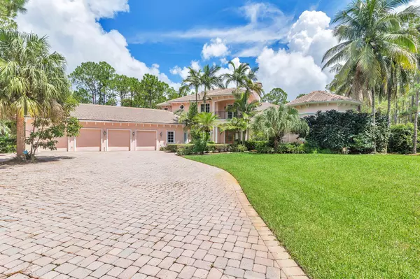 Palm Beach Gardens, FL 33418,14589 Crazy Horse LN