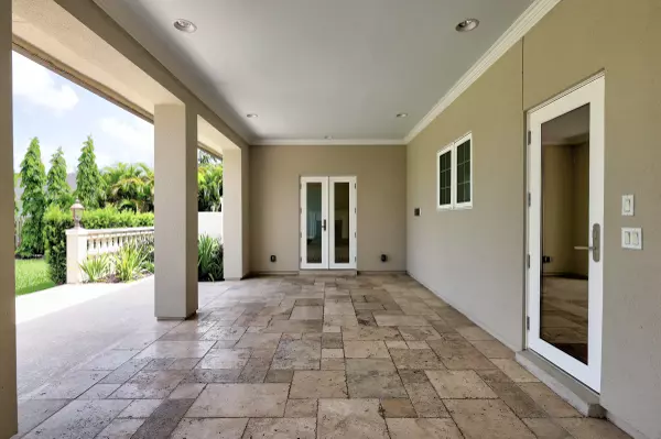 Stuart, FL 34997,4865 SE Manatee Cove RD