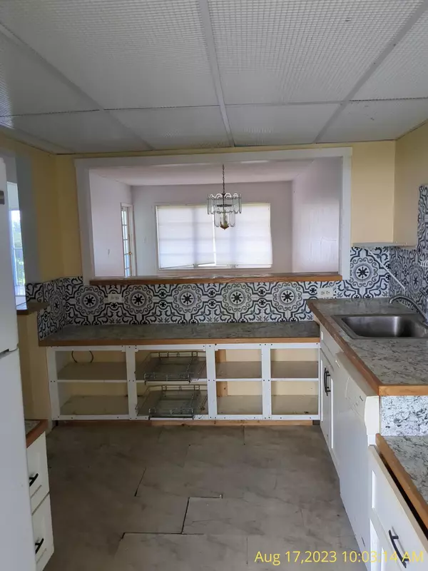 3050 N Palm Aire DR 505,  Pompano Beach,  FL 33069