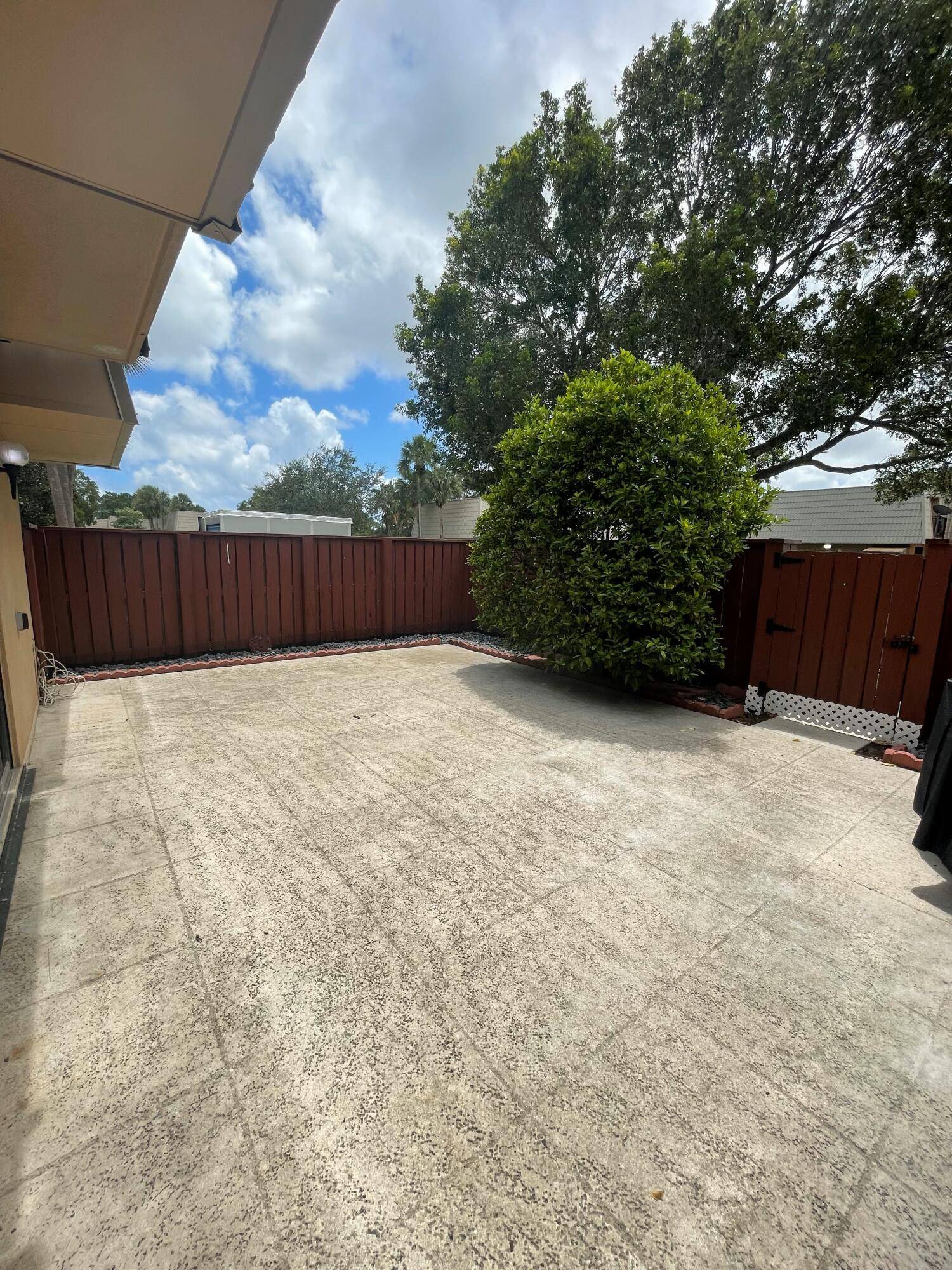 West Palm Beach, FL 33409,6308 63rd WAY
