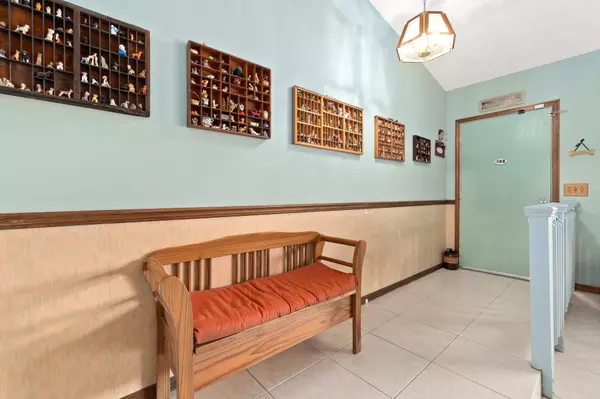 Port Saint Lucie, FL 34953,2562 SW Cameo BLVD