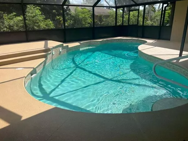 Port Saint Lucie, FL 34984,3129 SE SE Card TER