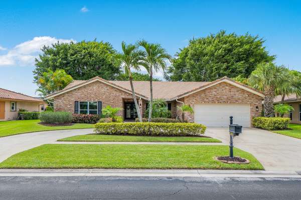 19985 Back Nine DR, Boca Raton, FL 33498