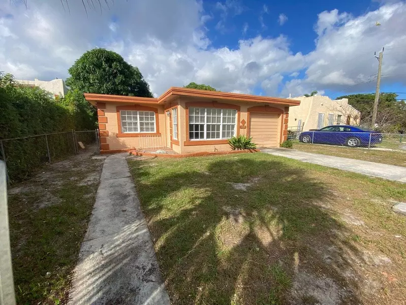 3729 Lambert AVE, West Palm Beach, FL 33405