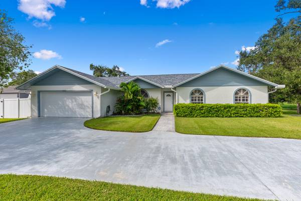 1952 SW Import DR, Port Saint Lucie, FL 34953