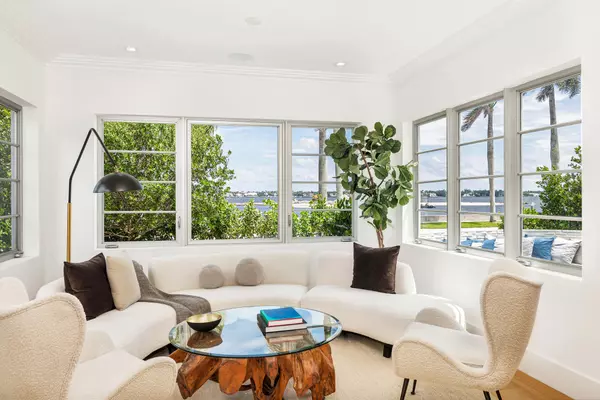 West Palm Beach, FL 33405,2745 S Flagler DR