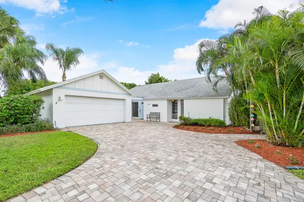 4035 NW 8th CT, Delray Beach, FL 33445