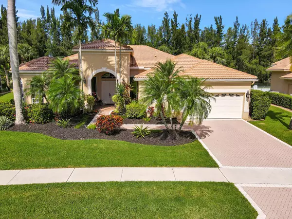 8211 Muirhead CIR, Boynton Beach, FL 33472