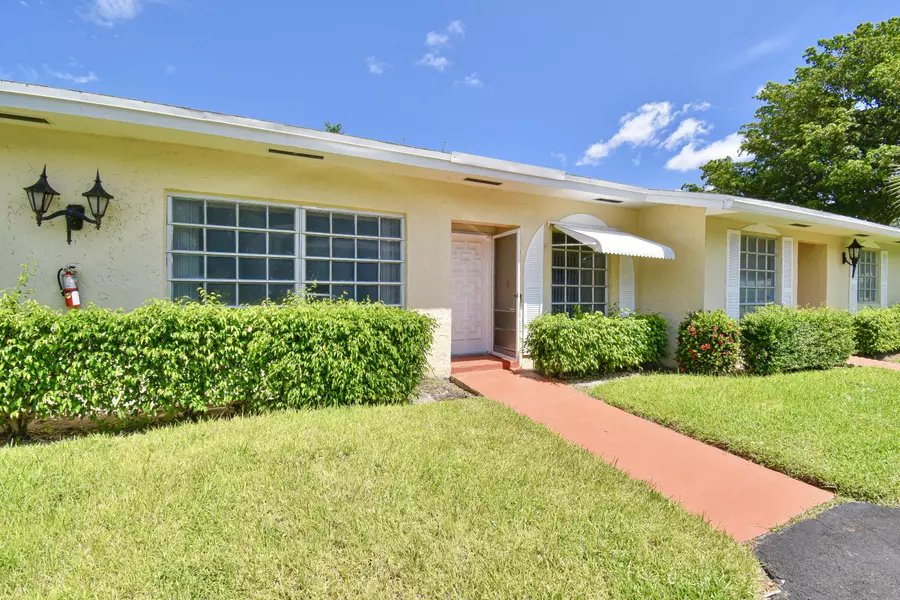 13718 Via Flora C, Delray Beach, FL 33484