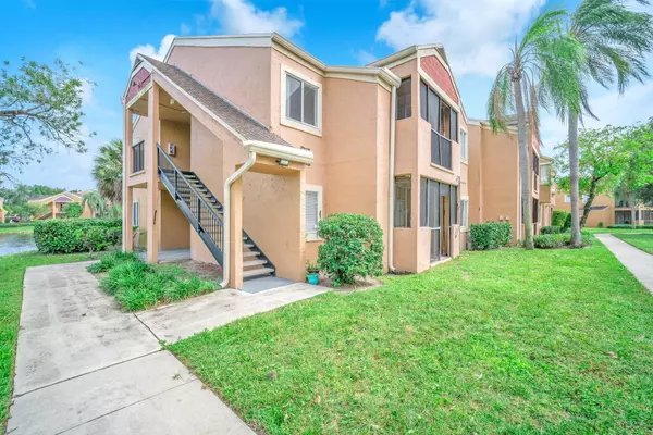 8375 SW 5th ST 208, Pembroke Pines, FL 33025