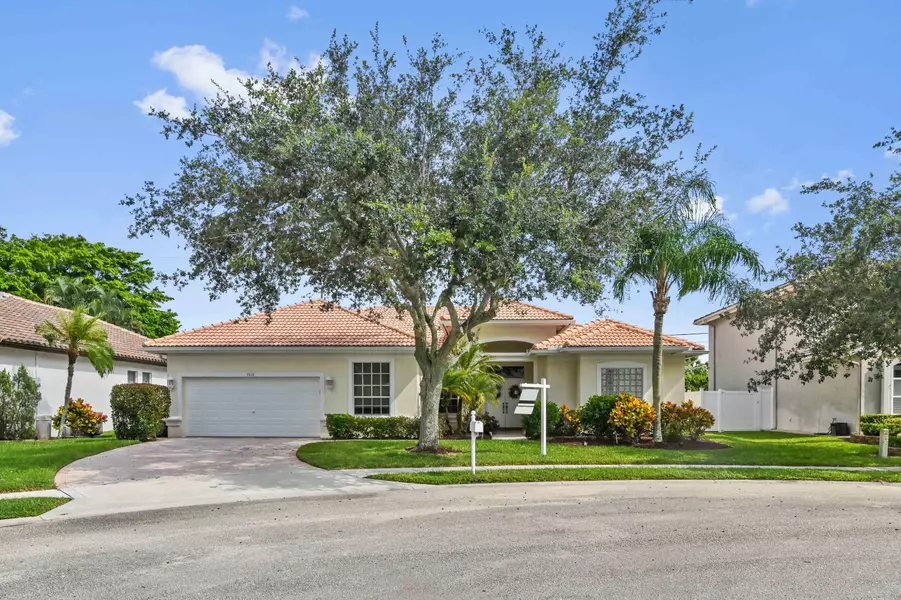 7016 Oakshire CT, Lake Worth, FL 33467