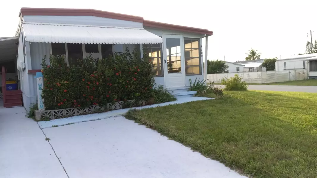 8100 SE Eagle AVE, Hobe Sound, FL 33455