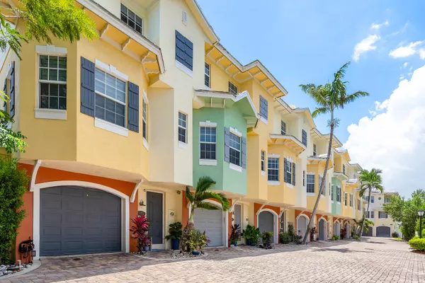 Pompano Beach, FL 33062,1047 S Riverside Drive