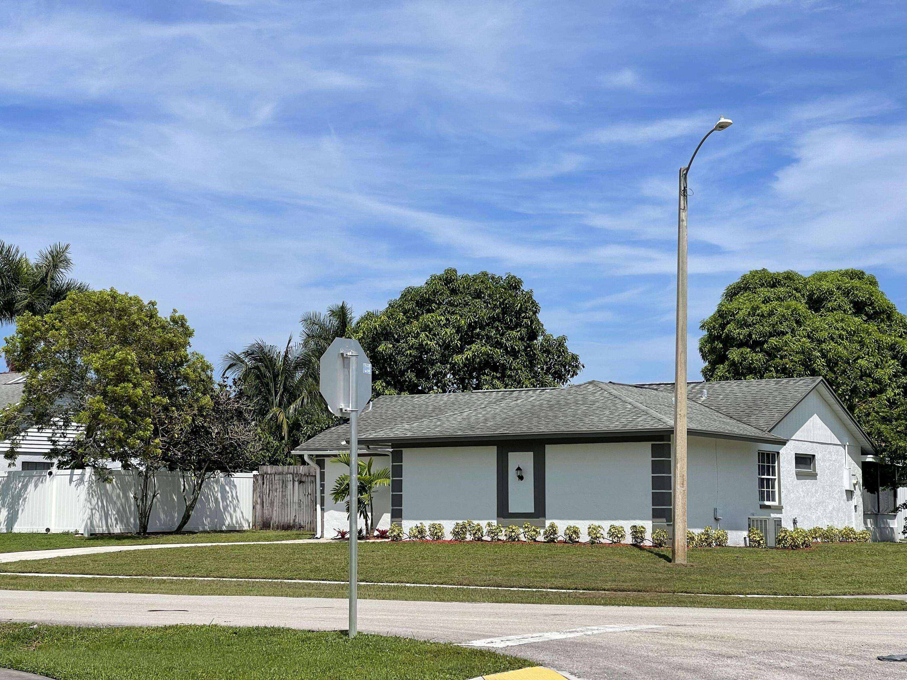 Royal Palm Beach, FL 33411,1258 Denlow LN