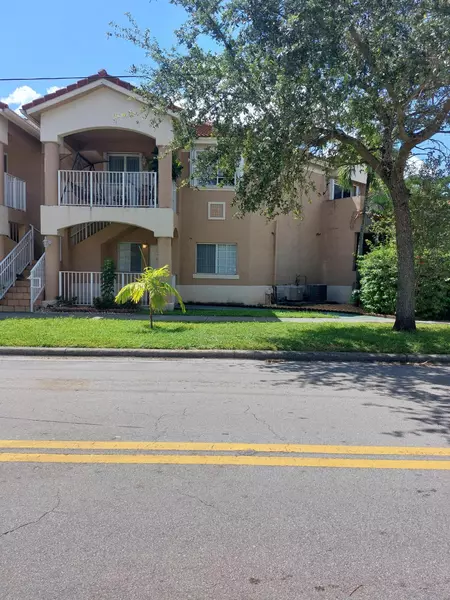 300 E 4 ST 103, Hialeah, FL 33010