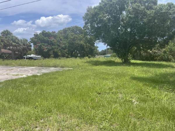 434 N 19th ST,  Fort Pierce,  FL 34950