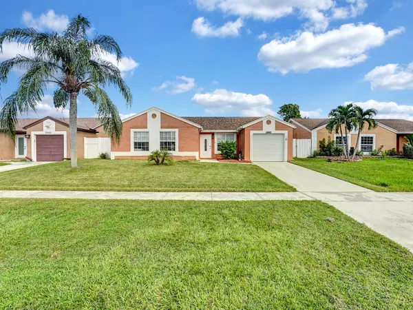 Boca Raton, FL 33496,18997 Cloud Lake CIR