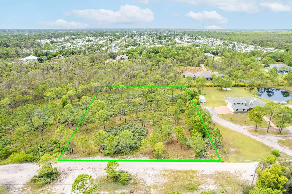 Port Saint Lucie, FL 34952,000 Dyer RD