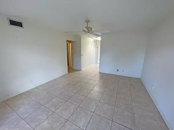 Jupiter, FL 33458,1008 Riverwood LN