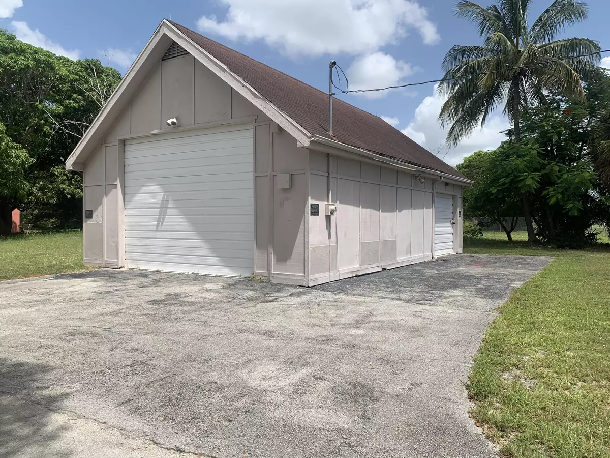 Boynton Beach, FL 33435,137 NE 3rd AVE