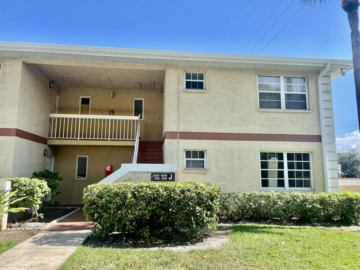 Port Saint Lucie, FL 34952,1542 SE Royal Green CIR 204