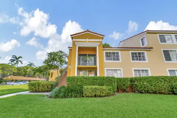 Hypoluxo, FL 33462,135 Yacht Club WAY 201