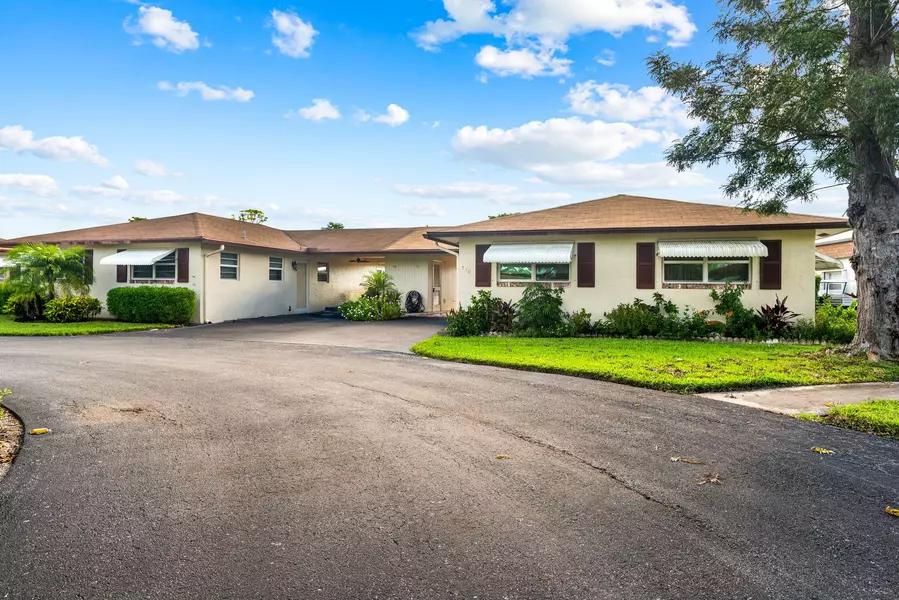 550 Sandpiper CIR, Delray Beach, FL 33445