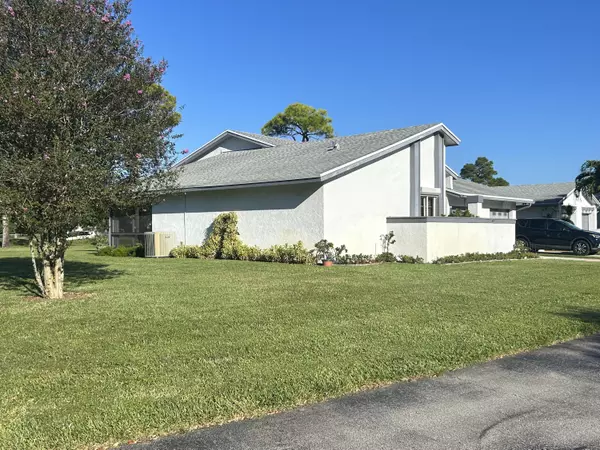 Greenacres, FL 33463,3811 Devenport CT 3811