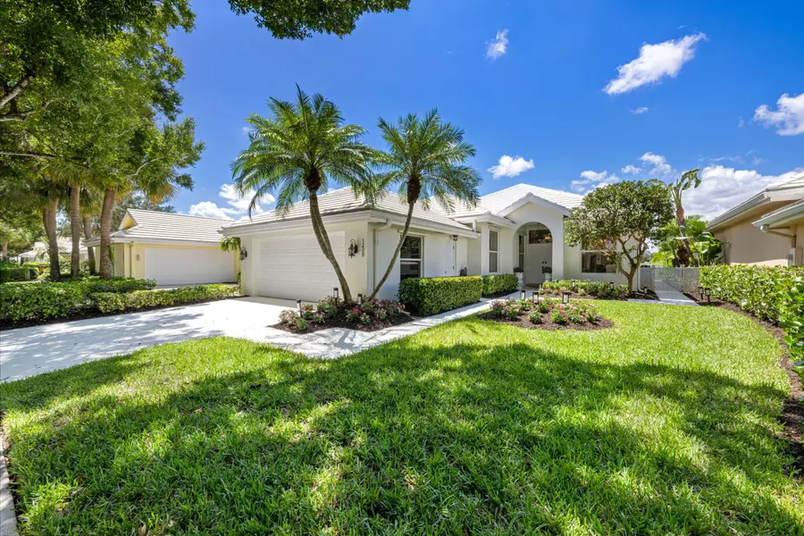 1205 Gator TRL, West Palm Beach, FL 33409