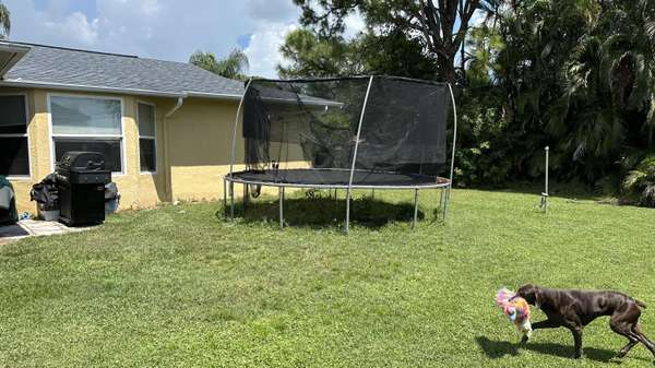 Port Saint Lucie, FL 34984,226 SW De Gouvea TER