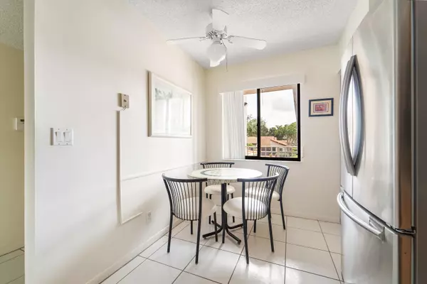 Delray Beach, FL 33484,6241 Pointe Regal CIR 205