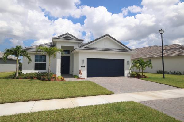 12489 SW Sunrise Lake TER, Port Saint Lucie, FL 34987