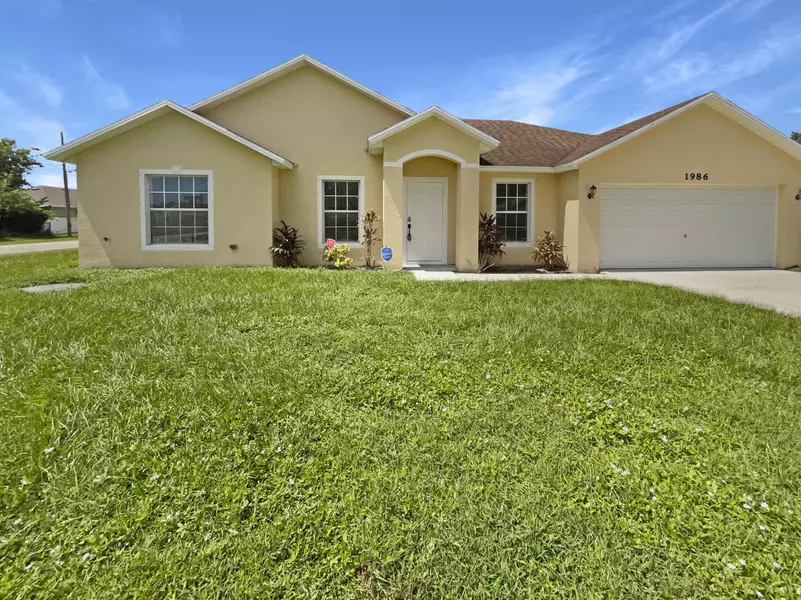 1986 SW Cranberry ST, Port Saint Lucie, FL 34953