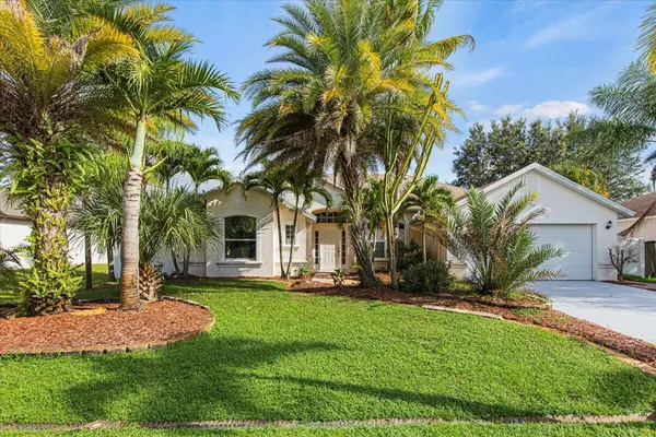 427 SW Fields AVE, Port Saint Lucie, FL 34953